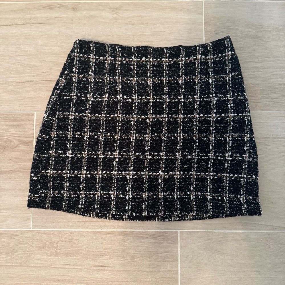A&F mini skort